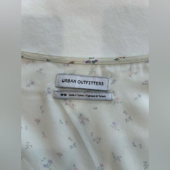 URBAN OUTFITTERS - Twist Front Floral Print Long Sleeve Crop Top Size M - Picture 5 of 7